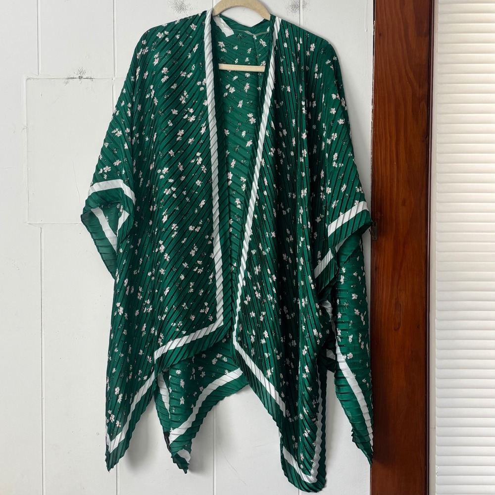 Banana Republic Green Floral Kimono with White Trim